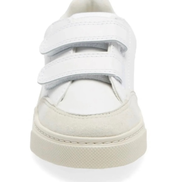 NIB Veja toddler sneaker - Picture 4 of 9
